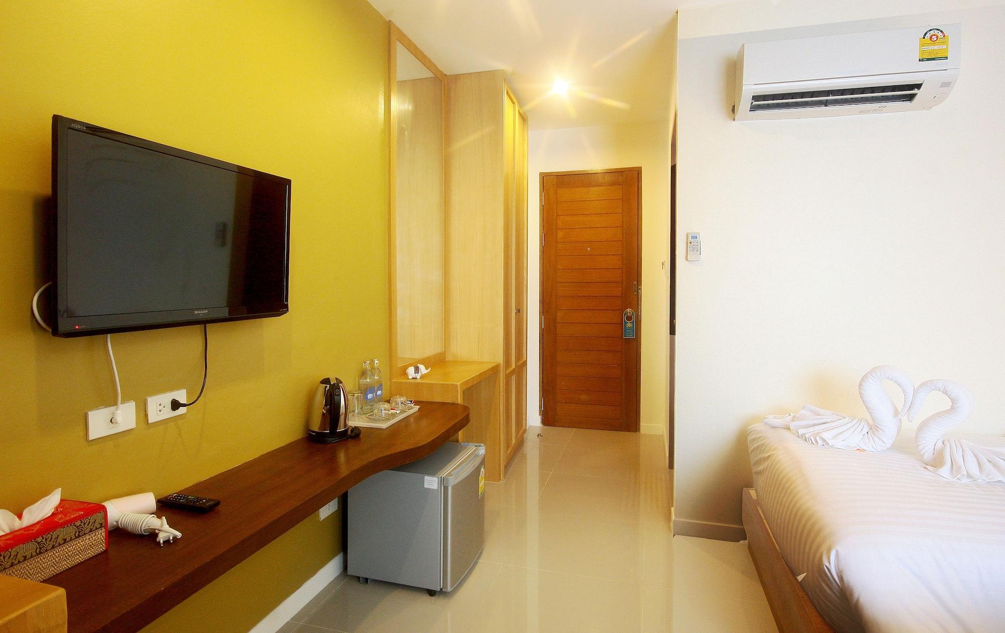 Breezotel - Sha Certified Patong Bagian luar foto