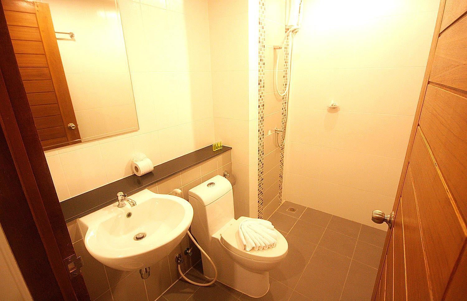 Breezotel - Sha Certified Patong Ruang foto