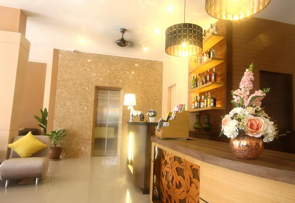 Breezotel - Sha Certified Patong Bagian luar foto